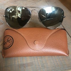 Ray Ban Aviator Silver Mirror Sunglasses